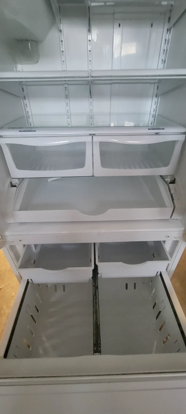 Big Fridge for sale image indicator(2)