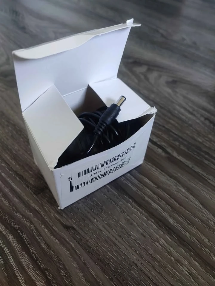 12V 2A charger with dc barrel