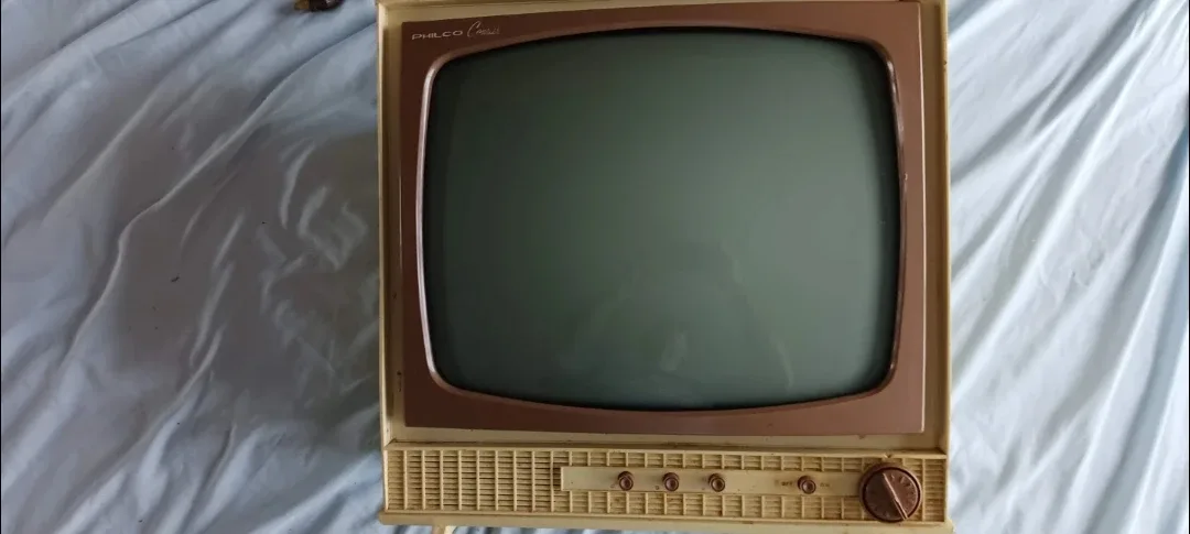 Vintage Philco TV #cleanout