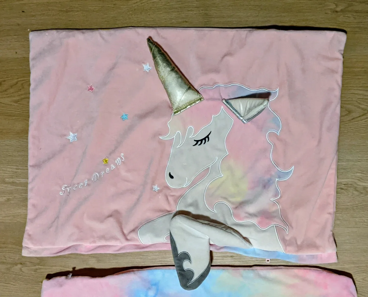 Unicorn velvet pillowcase (full body size) image indicator(2)
