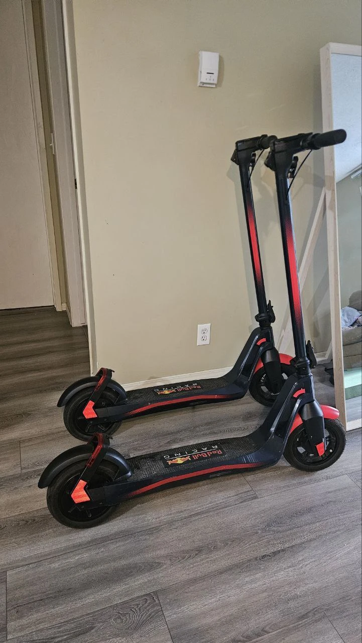 Red Bull Racing E-Scooter