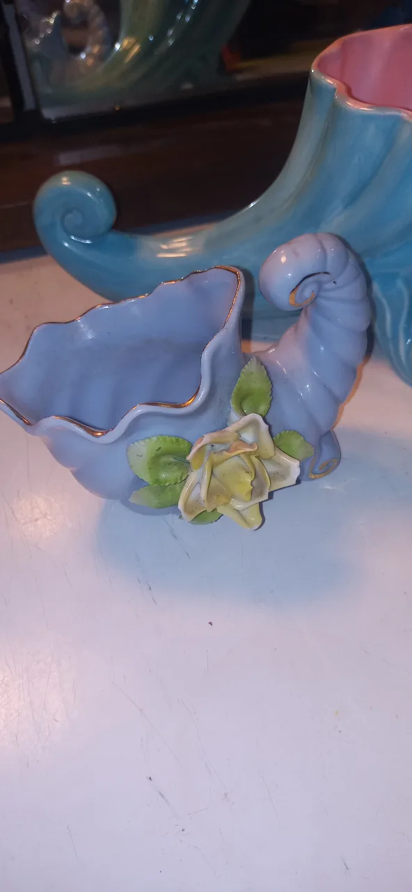 Vintage Cornucopia Vases - Set of 2 image indicator(4)