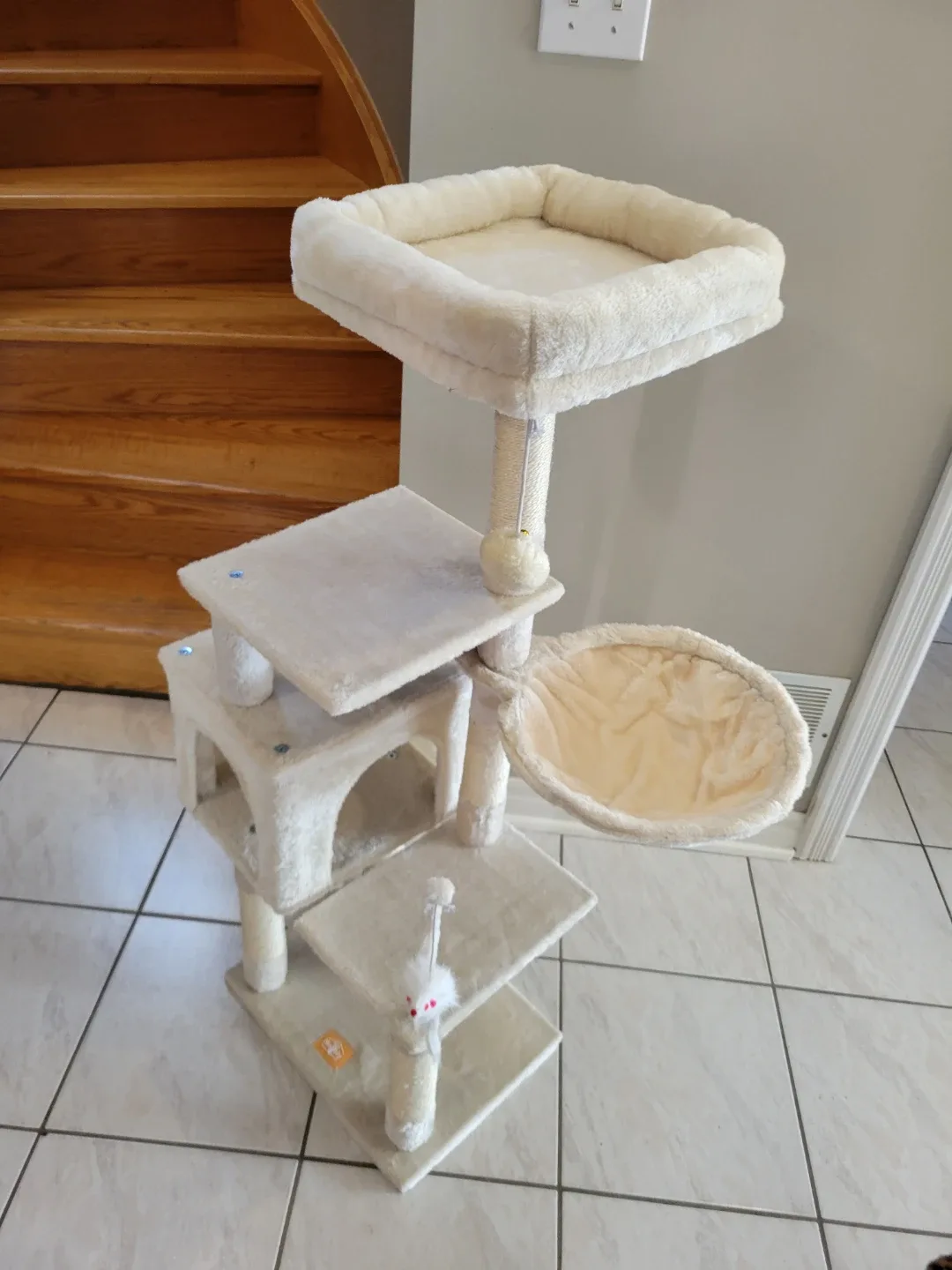 Heybly Cat Tree brand new image indicator(8)
