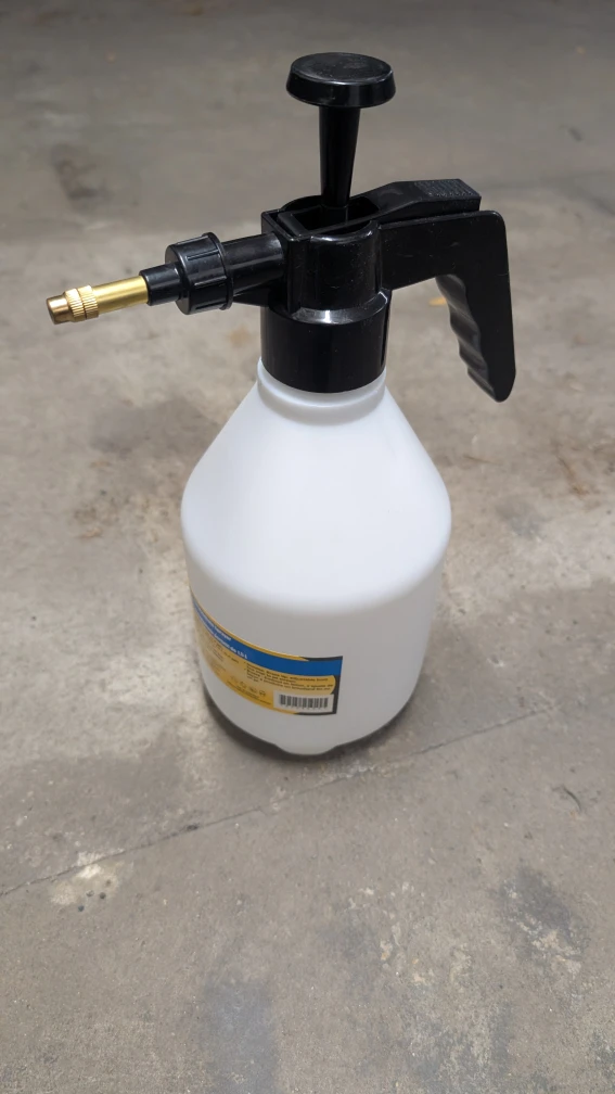 Princess Auto 1.5L Handheld Sprayer