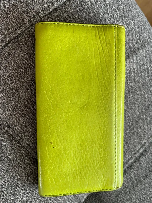 Michael Kors Green Wallet image indicator(3)