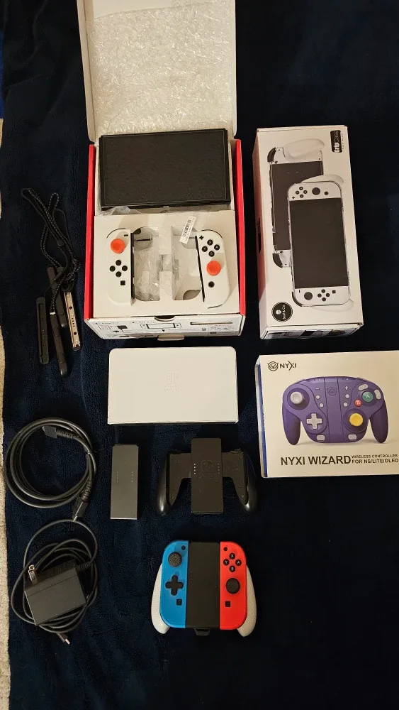 Nintendo Switch Bundle w/ Accessories