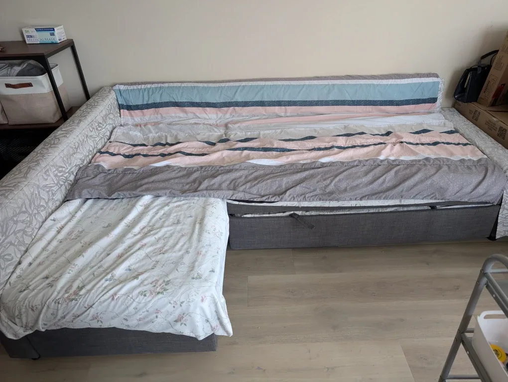 IKEA-FRIHETEN SOFA BED