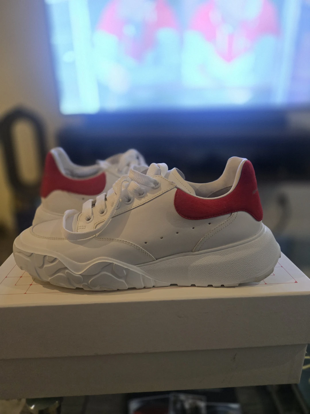 Alexander McQueen White & Red Velour Sneakers - photo 2