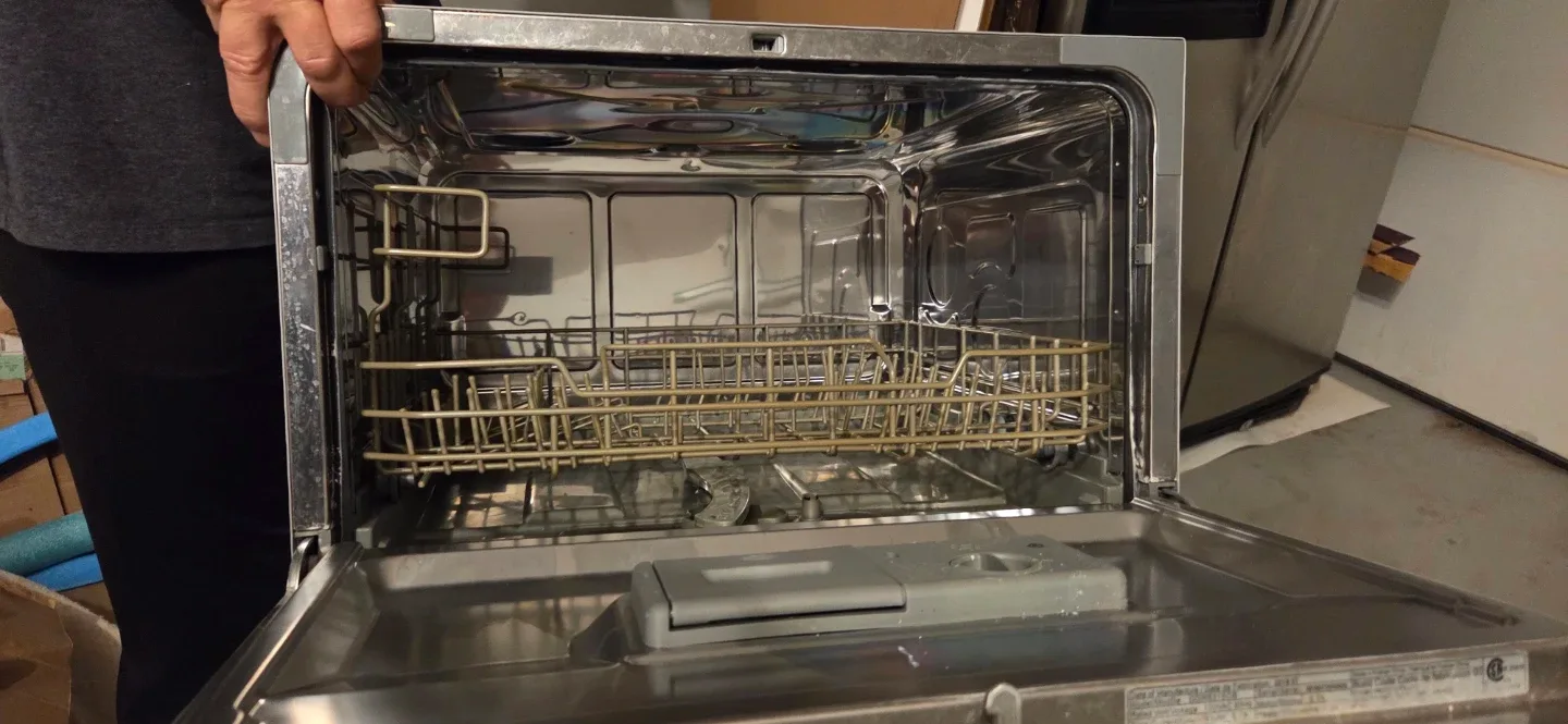 Danby Countertop Dishwasher image indicator(6)