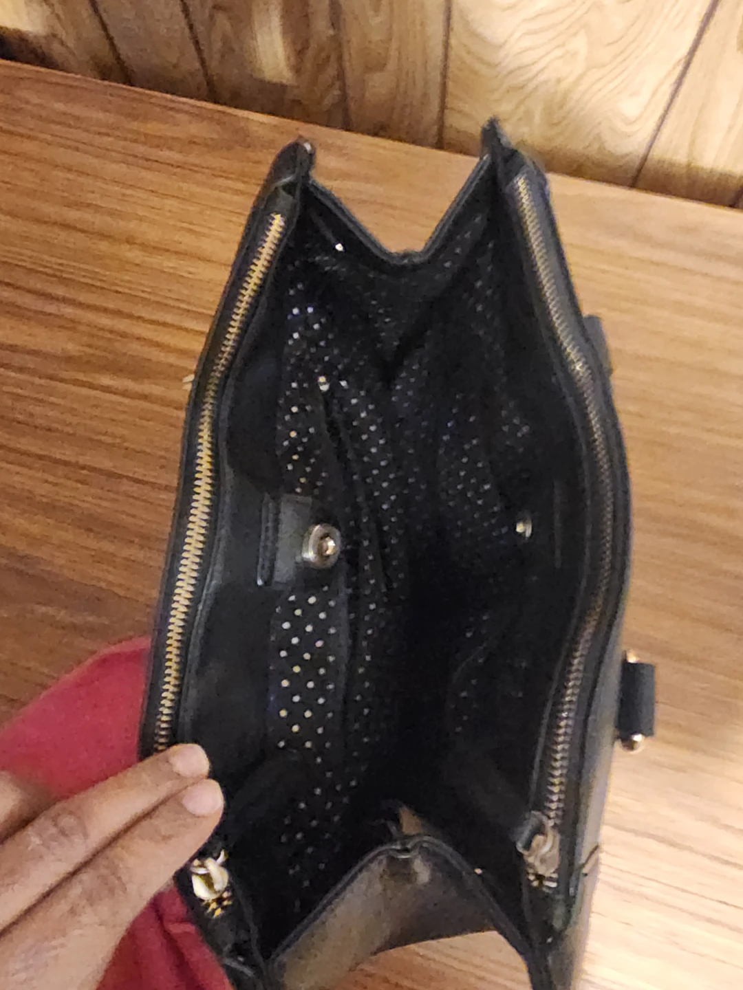 Black Handbag - photo 3