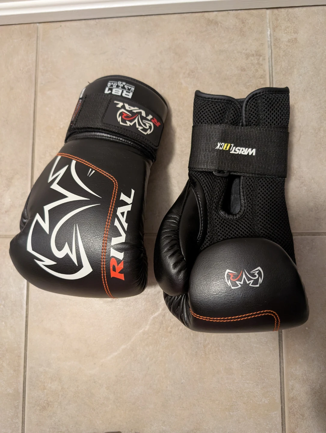 Rival RB1 Ultra Bag Gloves 2.0 - Boxing Gloves