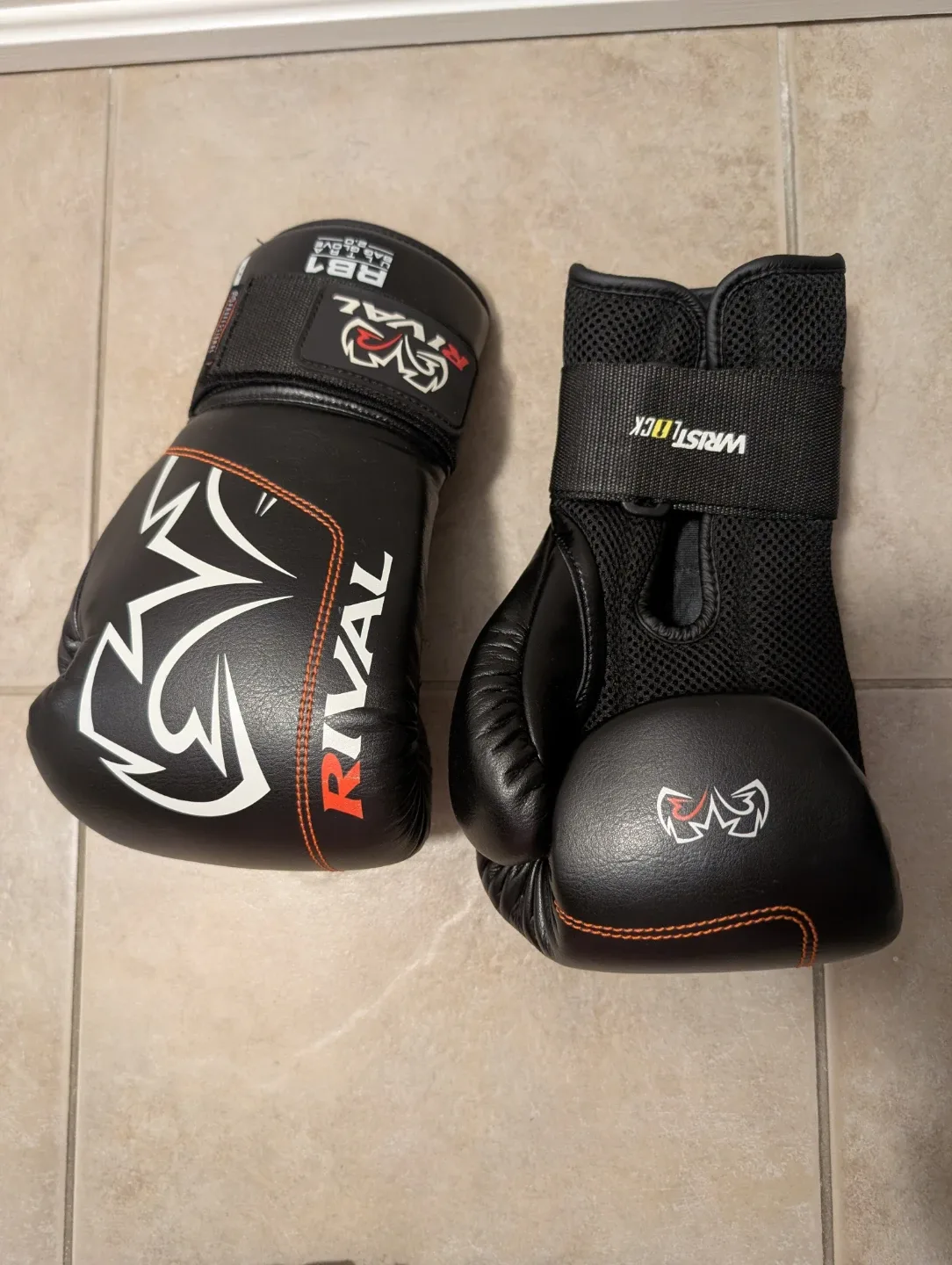 Rival RB1 Ultra Bag Gloves 2.0 - Boxing Gloves