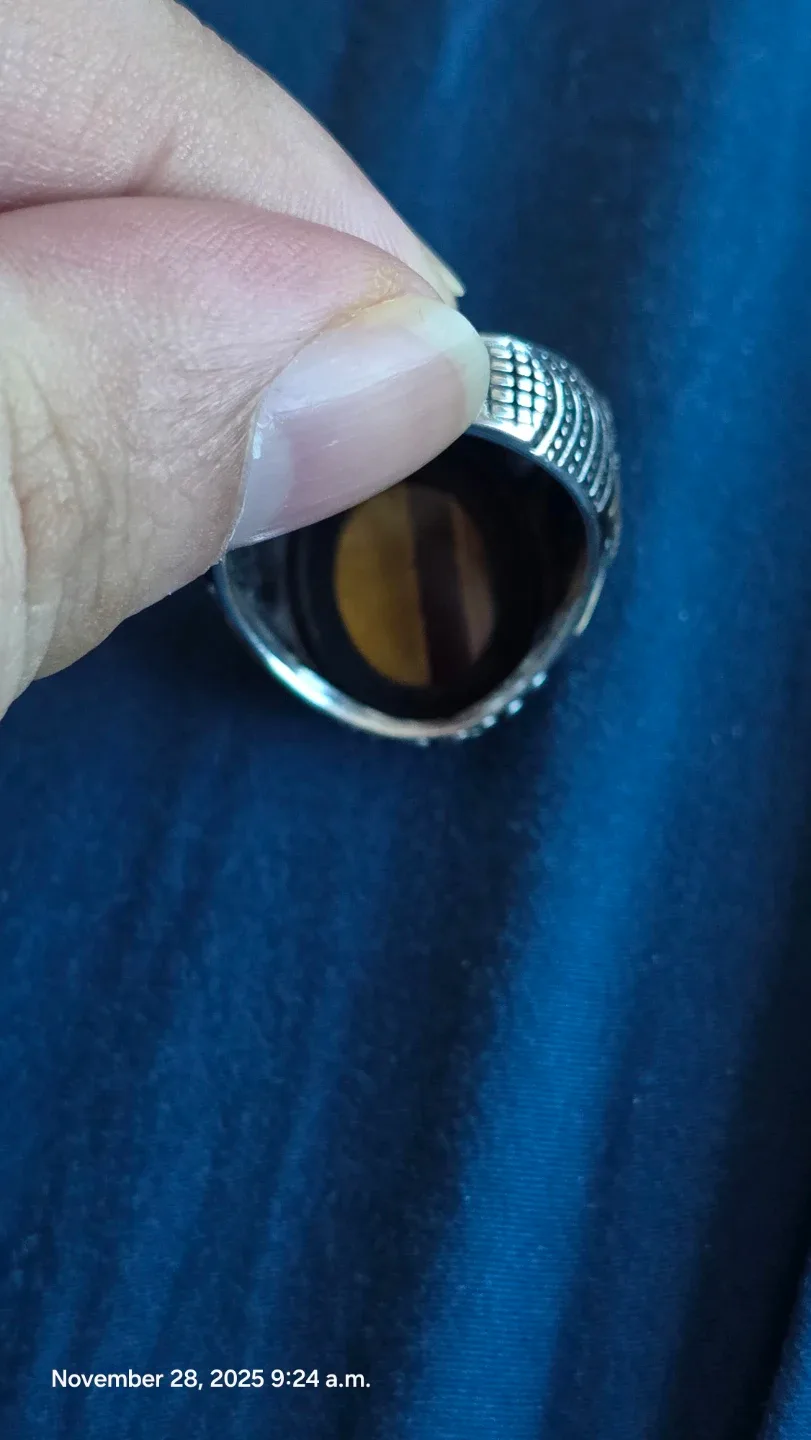 Men's Vintage Style Ring image indicator(3)