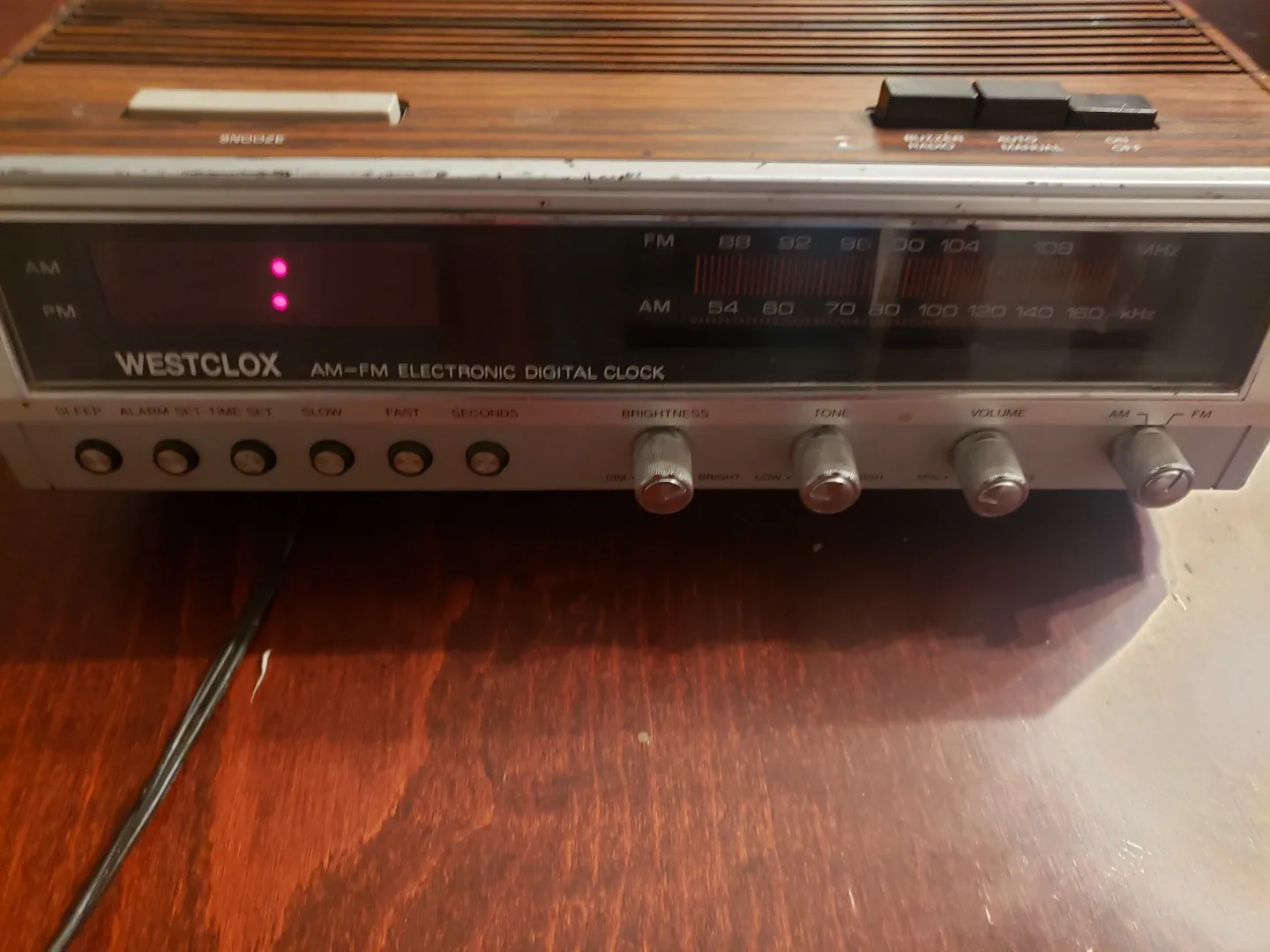 Westclox AM-FM Electronic Digital Clock