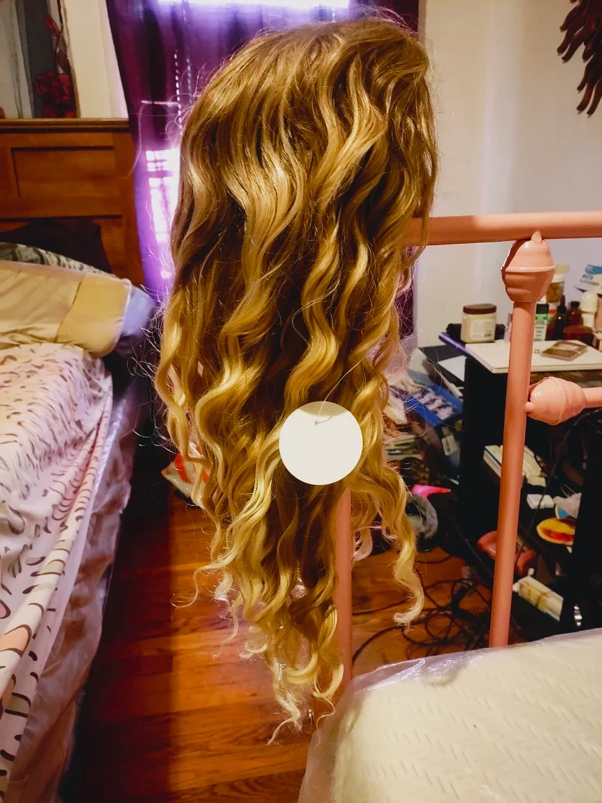 #Cleanout Blonde Curly Wig New image indicator(2)