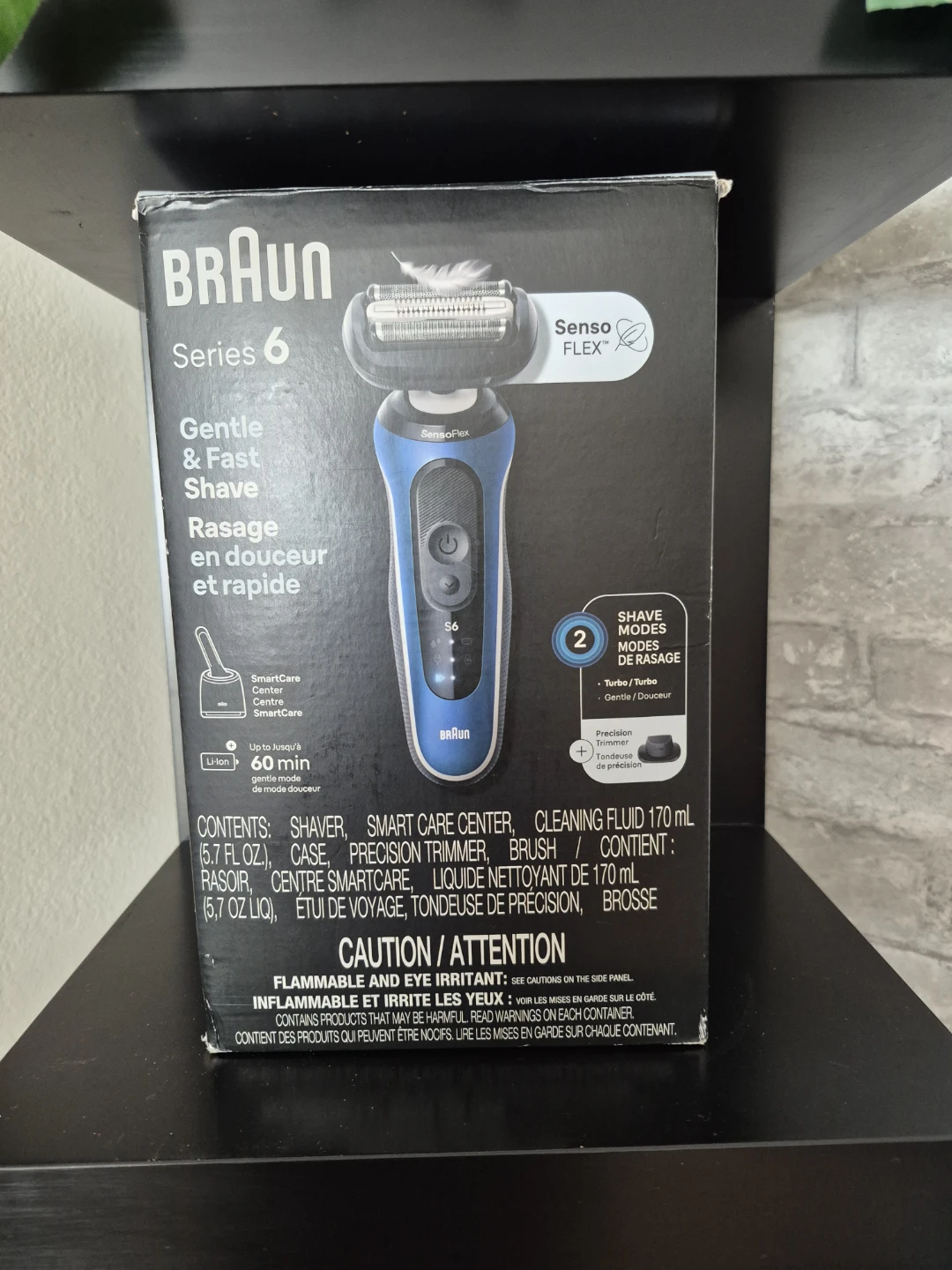 Brand new BRAUN Series 6 senso flex wet/Dry Shaver
