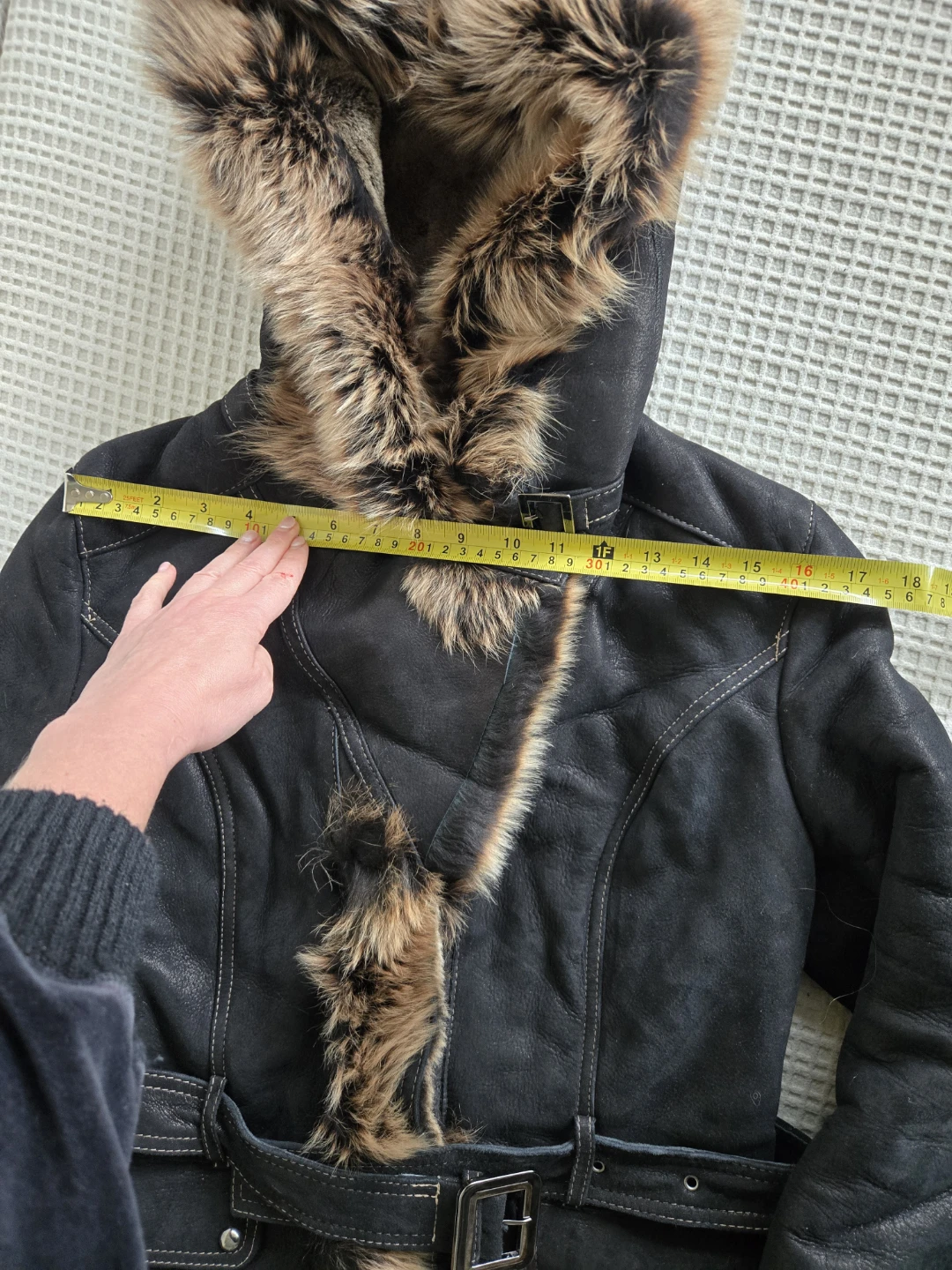 Black Hooded Sheepskin Coat - photo 4