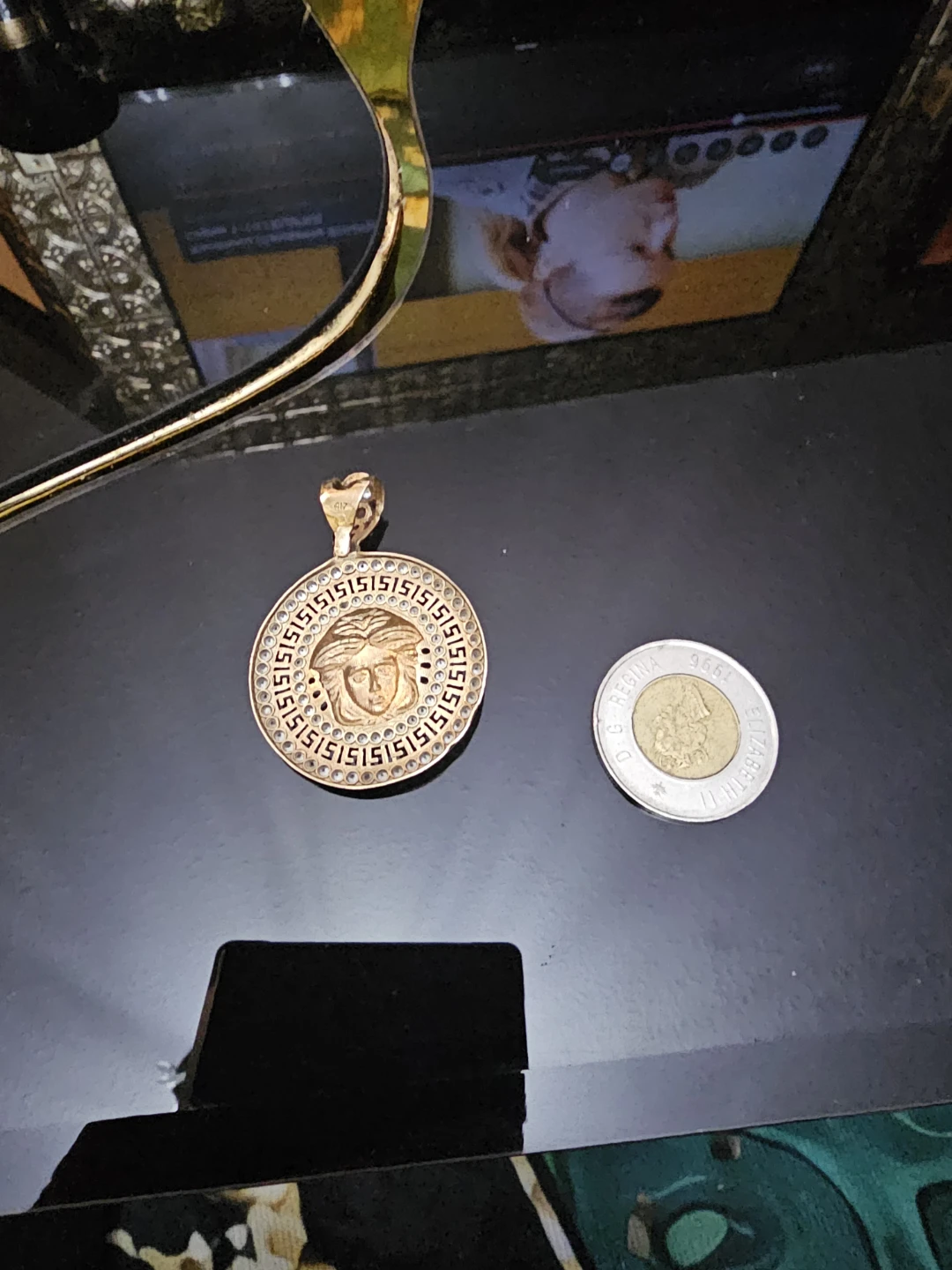 Versace Medusa Gold Pendant - photo 3