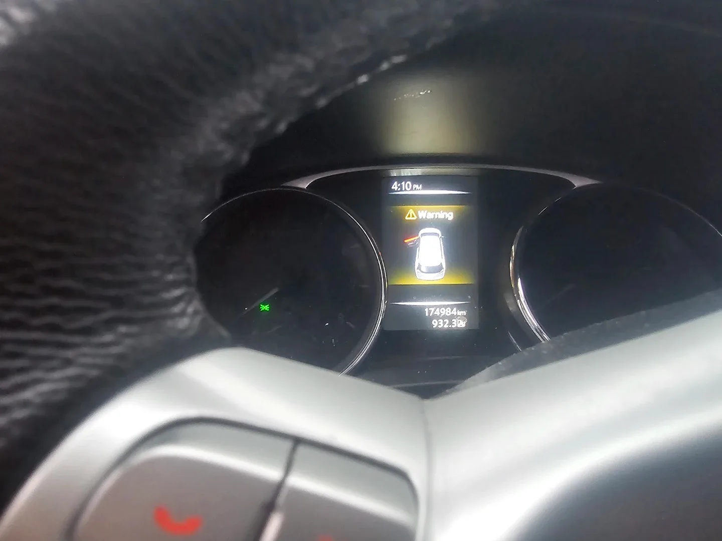 2016 Nissan Rogue SUV - Black image indicator(5)