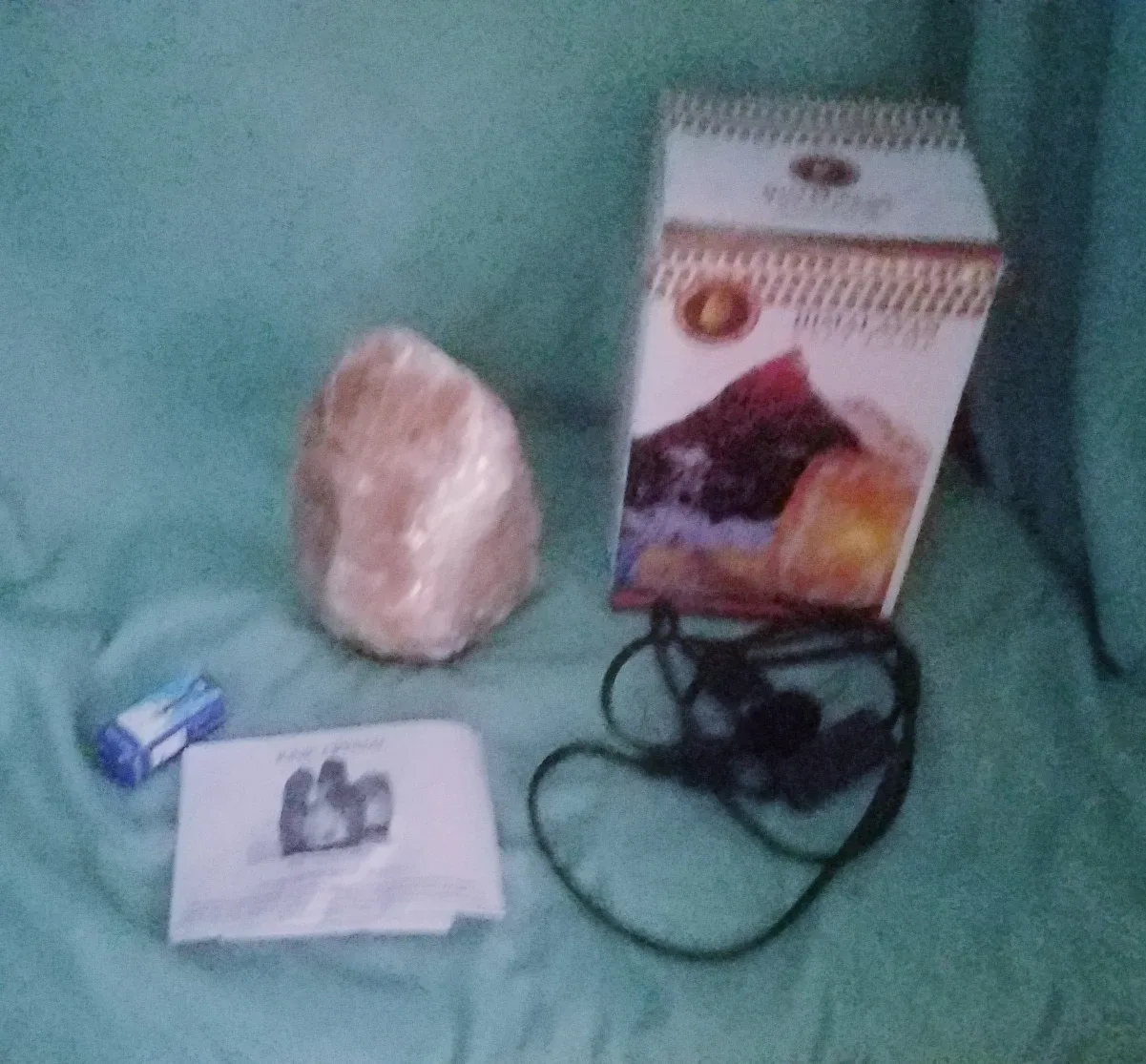 Himalayan Pink Salt Table Lamp New Condition Happy Bitrthday