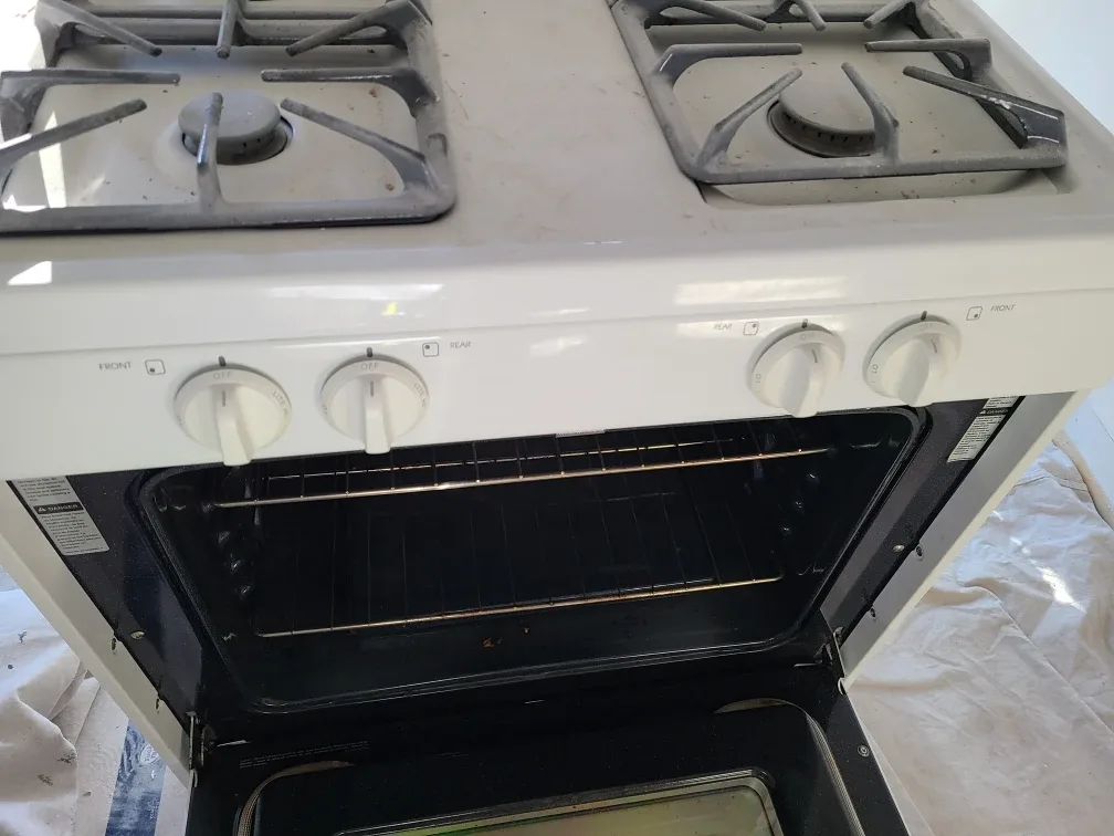Amana Gas Stove Oven - White image indicator(3)