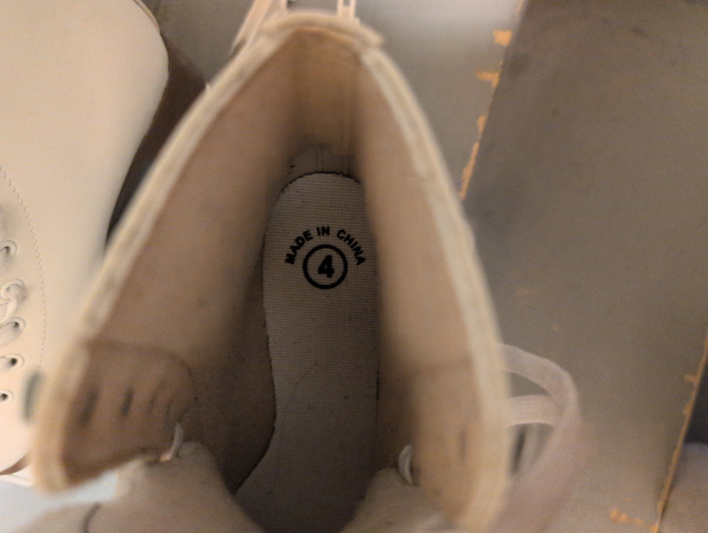 Jackson Glacier 120 White Ice Skates - Size 4 - photo 3