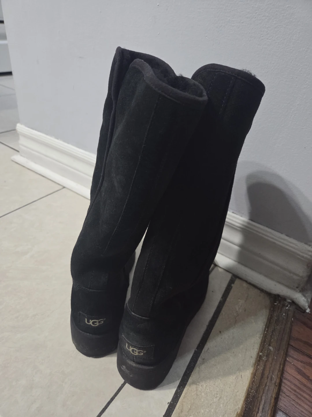UGG Black Boots, Size 6 - photo 2