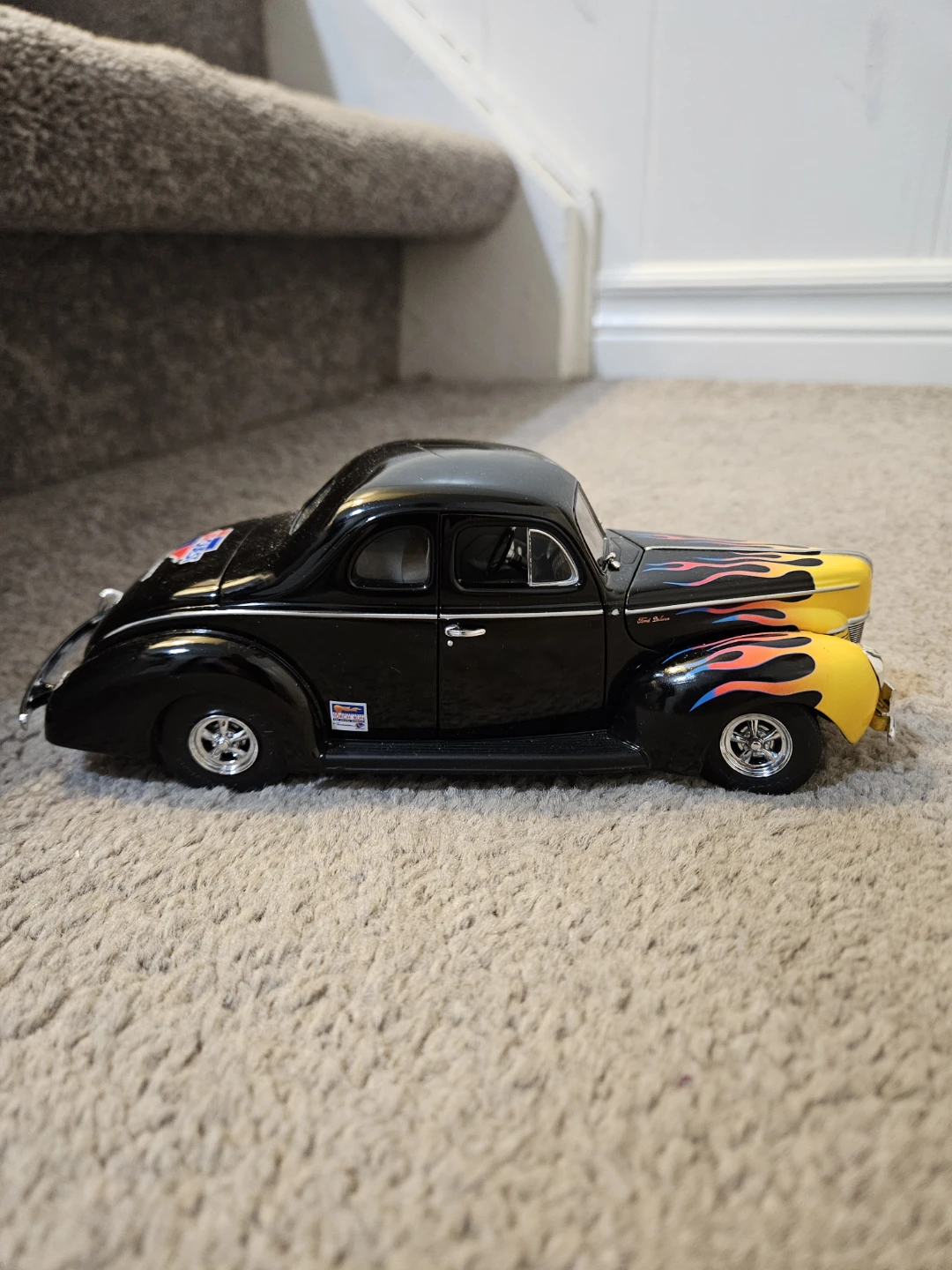 1940 Ford Deluxe Coupe Diecast Model Car