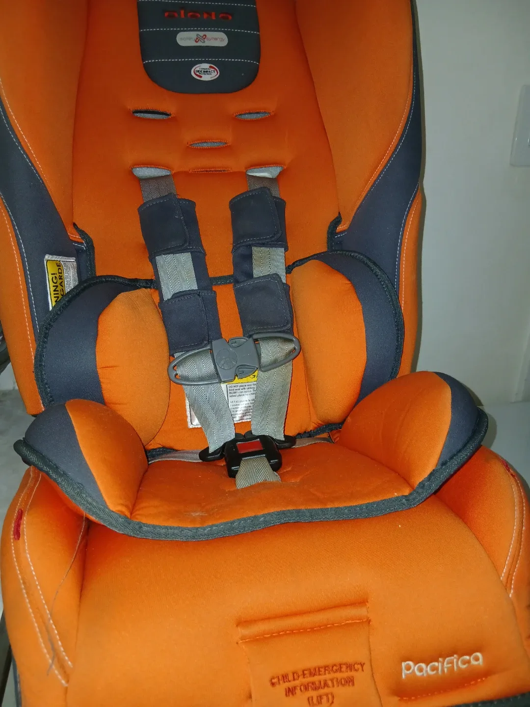 Britax Pacifica Orange Car Seat image indicator(2)