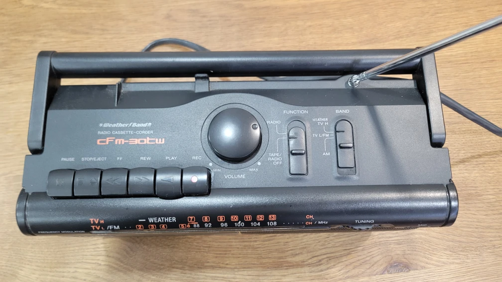 Sony CFM-30TW Radio Cassette-Corder - photo 3