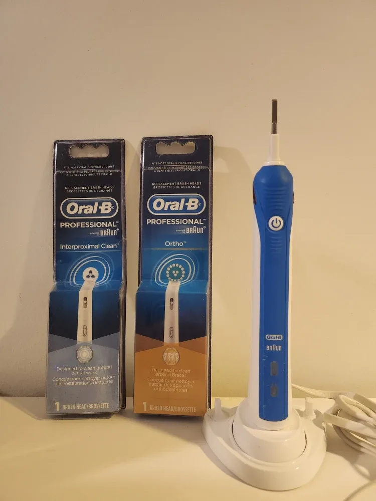Oral-B Professional Electric Toothbrush + 2 New Brush Heads
