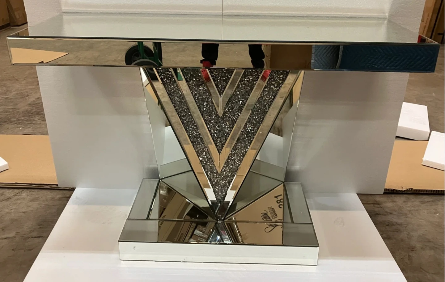 Console table with led mirror - photo 2
