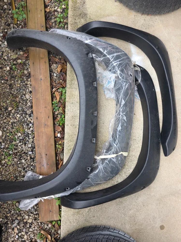 2007 Dodge Ram Flares - Brand new Set of 4