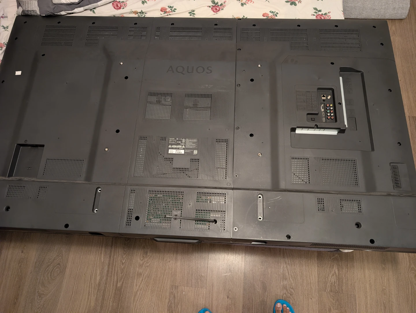 Sharp Aquos Liquid Crystal TV PN-LE801 - photo 3