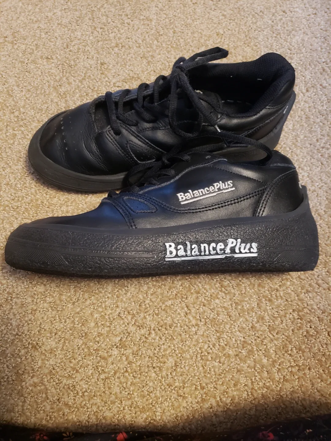 Brooks 401 series high end curling shoes image indicator(3)