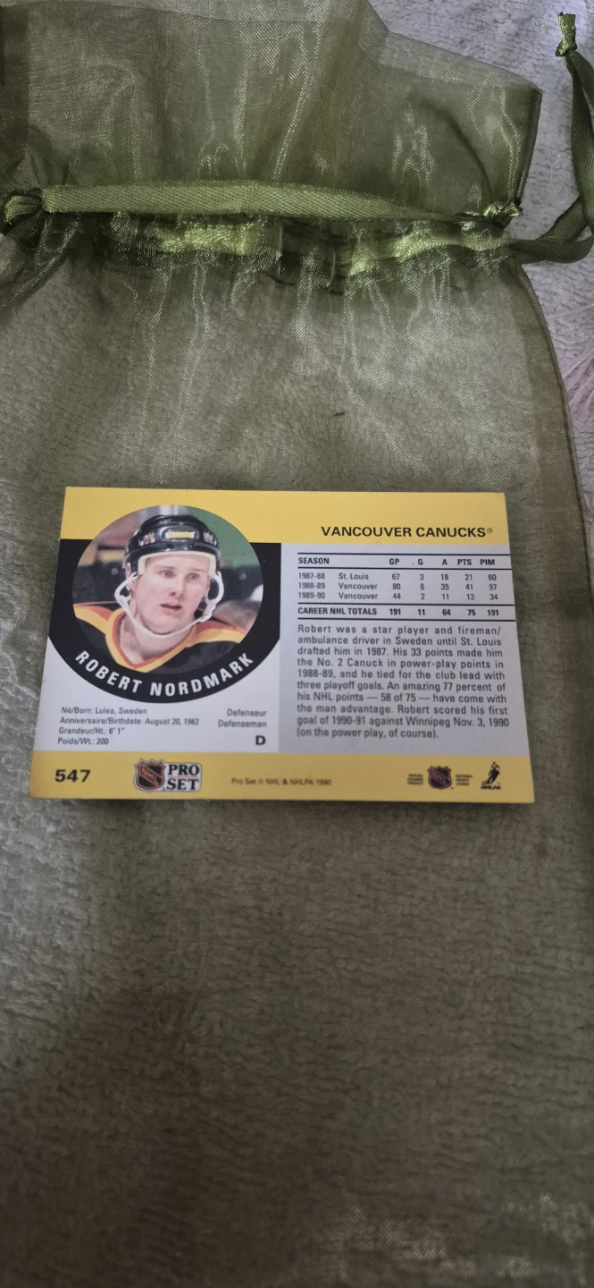 Robert Nordmark Canucks Pro Set Hockey Card - photo 2