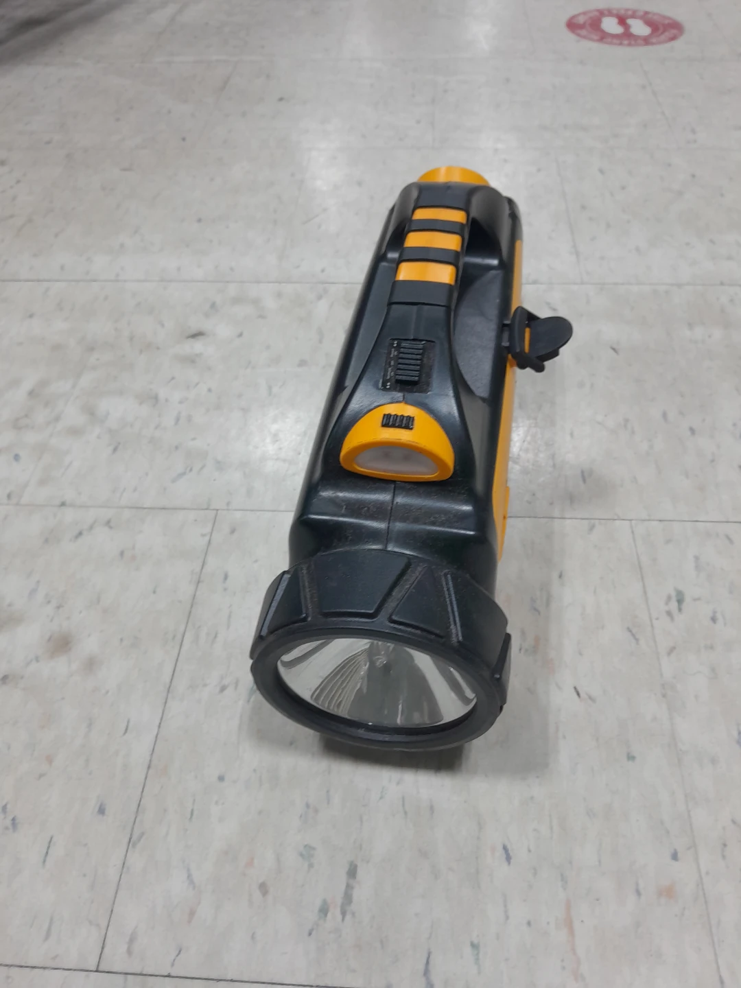 Flashlight with Tool Kit Portable - photo 3