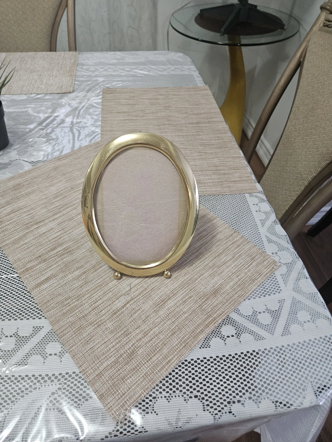 Gold Oval Picture Frame - photo 2