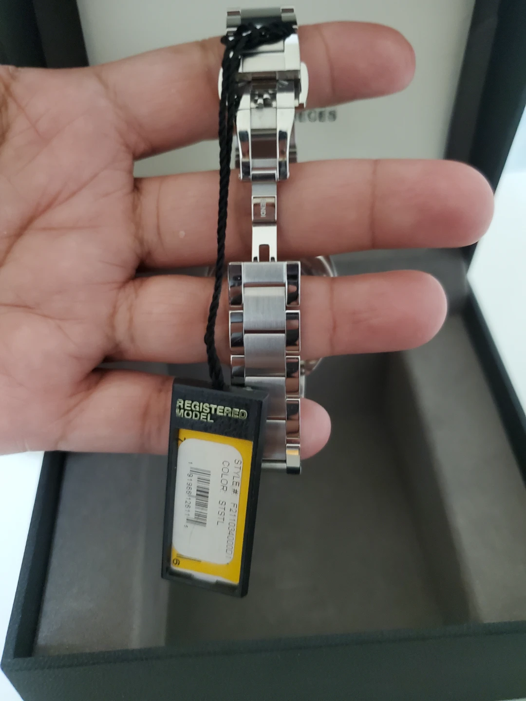 Fendi Run Away Watch - Silver, Model F211034000D1 - photo 5