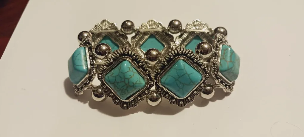 NEW !! Turquoise & Silver Bracelet image indicator(5)
