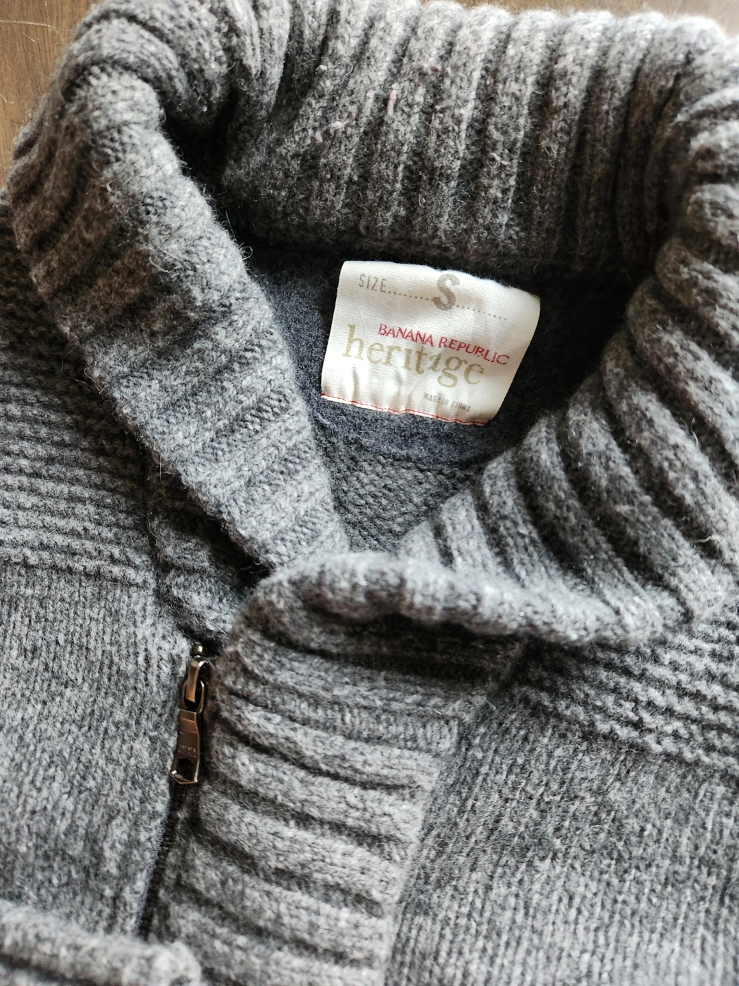 Banana Republic Knit Cardigan - Size S (Men) - photo 2