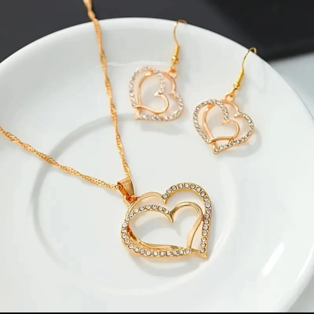 Gold Heart Pendant Necklace & Earrings Set - photo 2