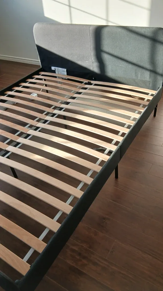 IKEA VALEVÅG Queen Bed Frame & Mattress image indicator(4)