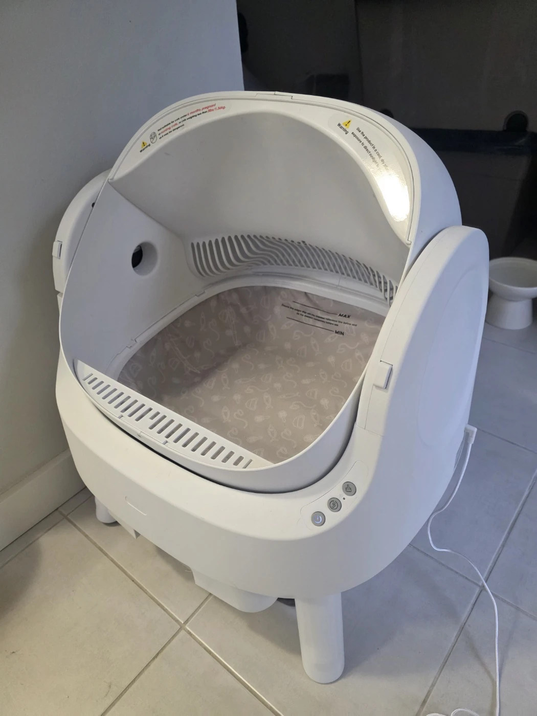 Unused New Automatic Cat Litter Box