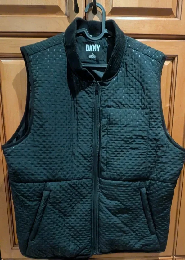 #Cleanout DKNY Men's Harlan Embossed Full Zip Quilted Vest