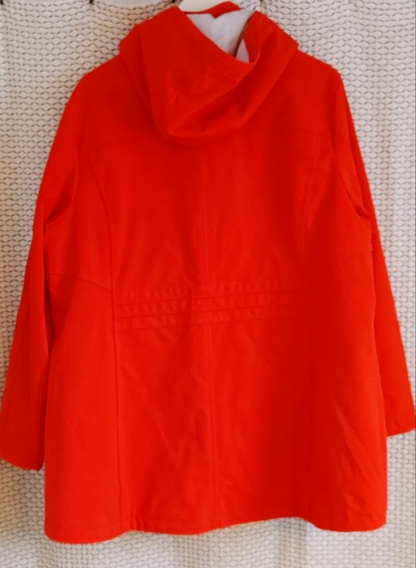 Chillax Coat #Cleanout image indicator(2)