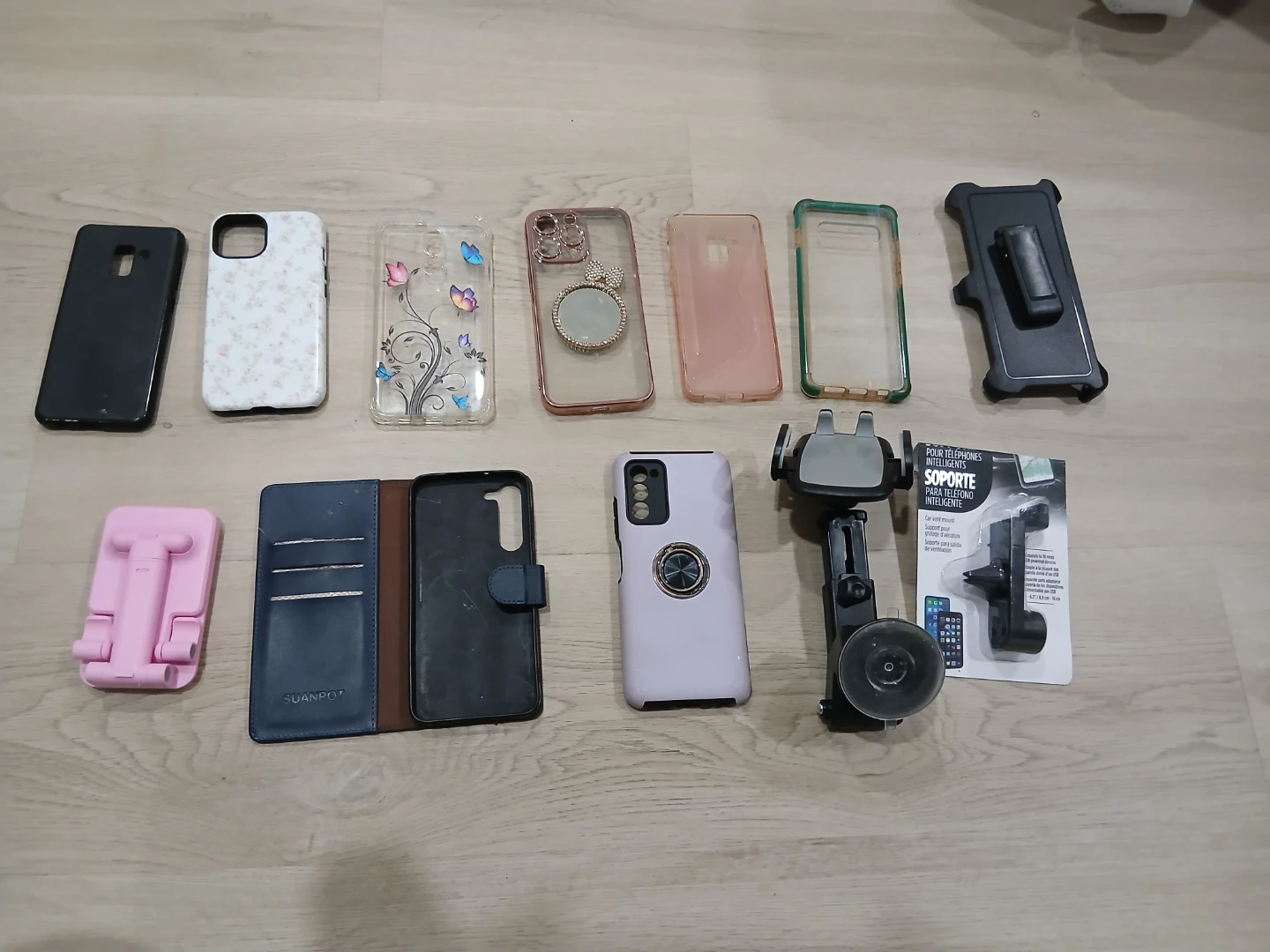 Assorted Phone Cases & Car Mounts