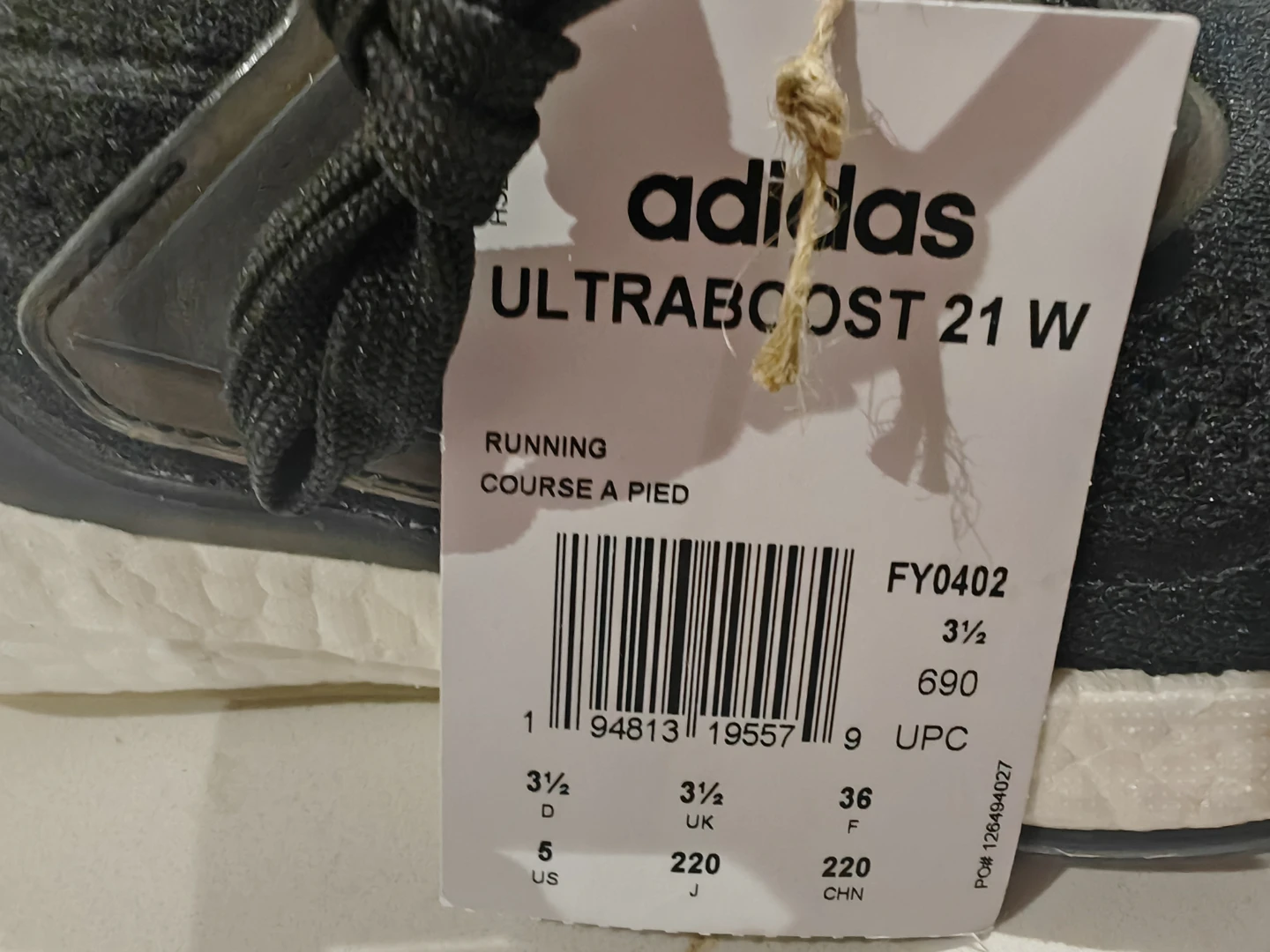 BNWT Adidas Ultraboost 21 Women - Size US 5 - photo 4
