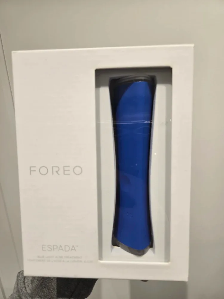 New FOREO Espada Blue Light Acne Treatment