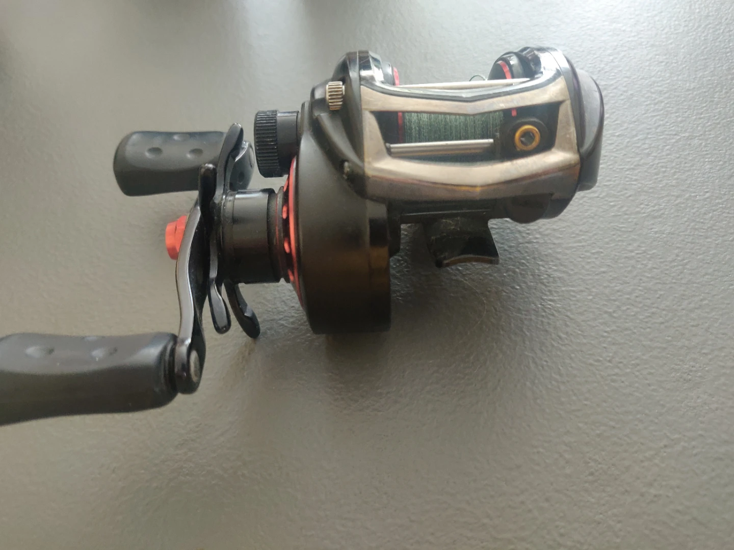 Abu Garcia Revo SX Baitcasting Reel - photo 4